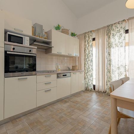 Apartment Tomislav Vir Exterior foto